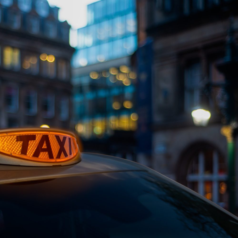 glowing-london-taxi-light.jpg